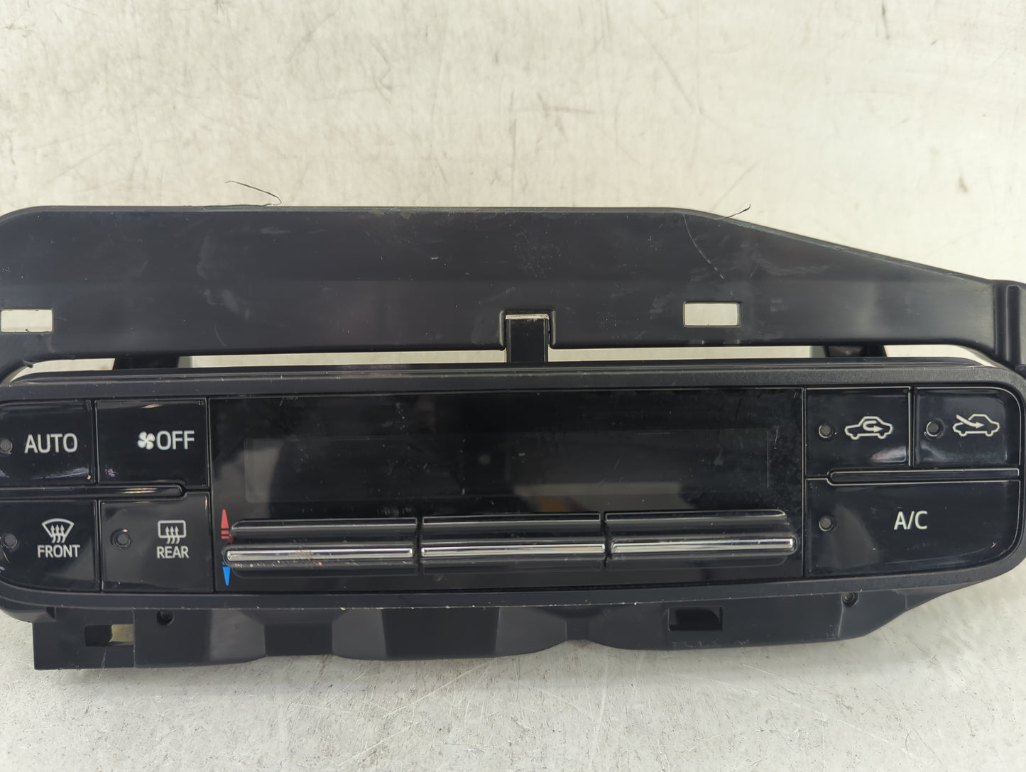 2017-2019 Toyota Corolla Climate Control Module Temperature AC/Heater Replacement P/N:75K114 Fits Fits 2017 2018 2019 OEM Us