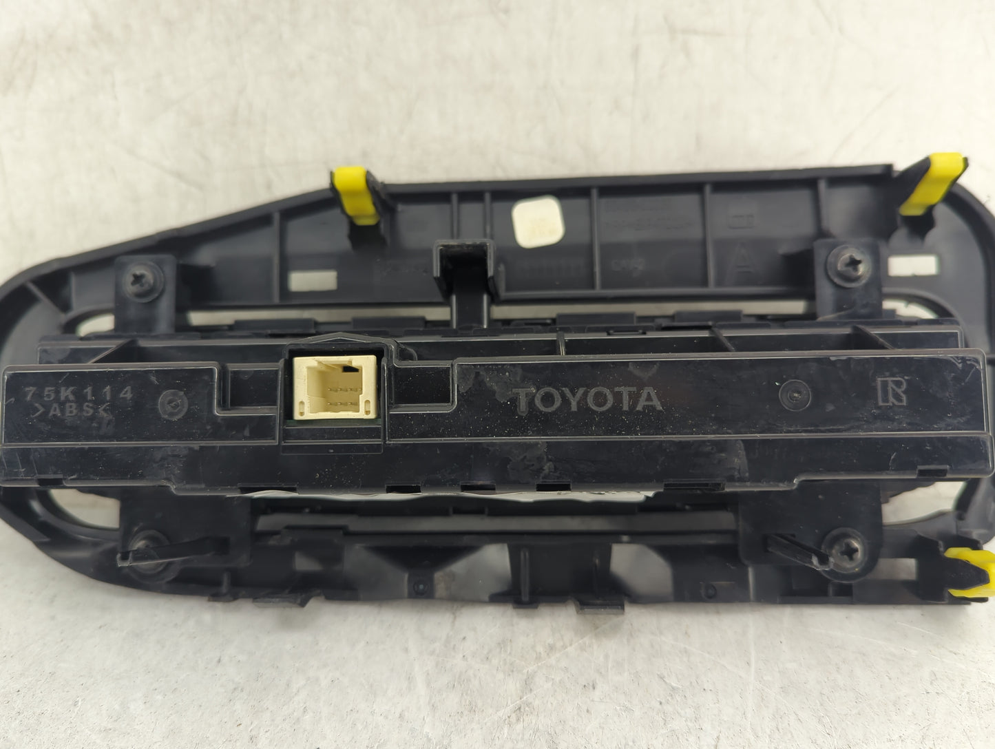 2017-2019 Toyota Corolla Climate Control Module Temperature AC/Heater Replacement P/N:75K114 Fits Fits 2017 2018 2019 OEM Us