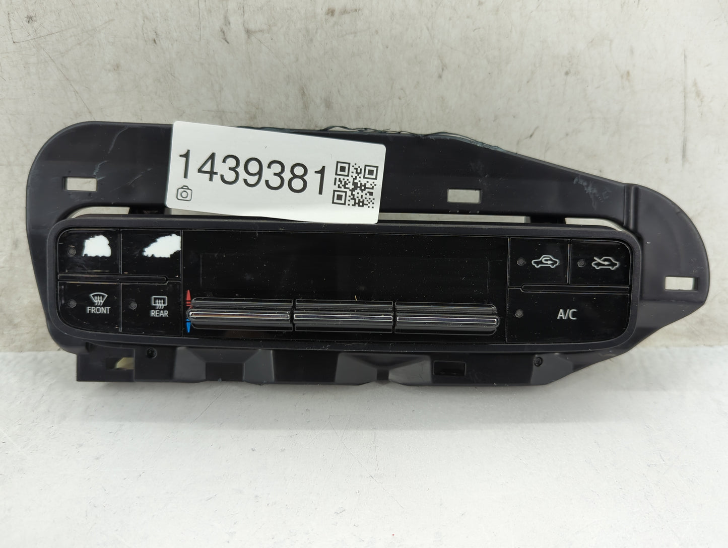 2014-2019 Toyota Corolla Climate Control Module Temperature AC/Heater Replacement P/N:55468-02060 Fits OEM Used Auto Parts -