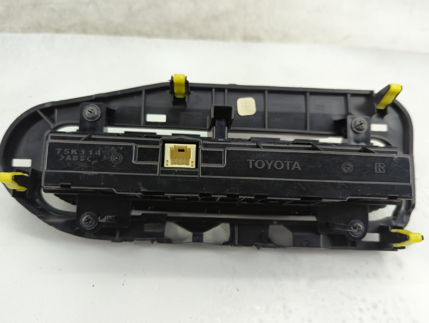 2014-2019 Toyota Corolla Climate Control Module Temperature AC/Heater Replacement P/N:55468-02060 Fits OEM Used Auto Parts -