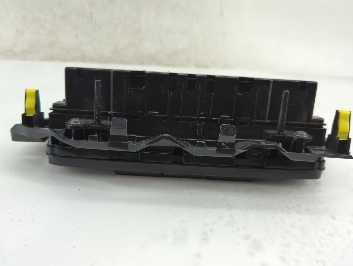 2014-2019 Toyota Corolla Climate Control Module Temperature AC/Heater Replacement P/N:55468-02060 Fits OEM Used Auto Parts -