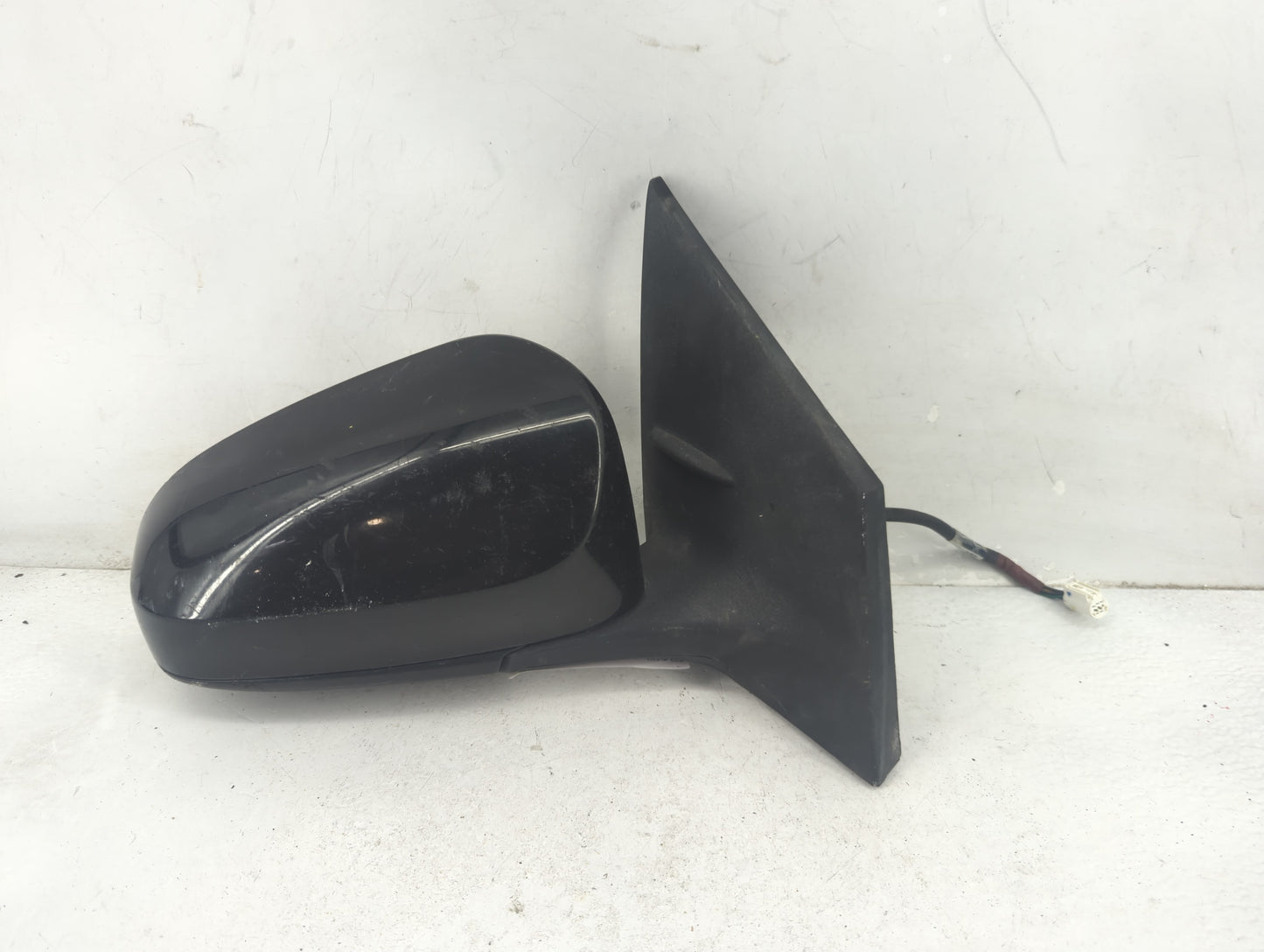 2014-2019 Toyota Corolla Passenger Side View Mirror - Right Door Mirror OEM Used - Oemusedautoparts1.com