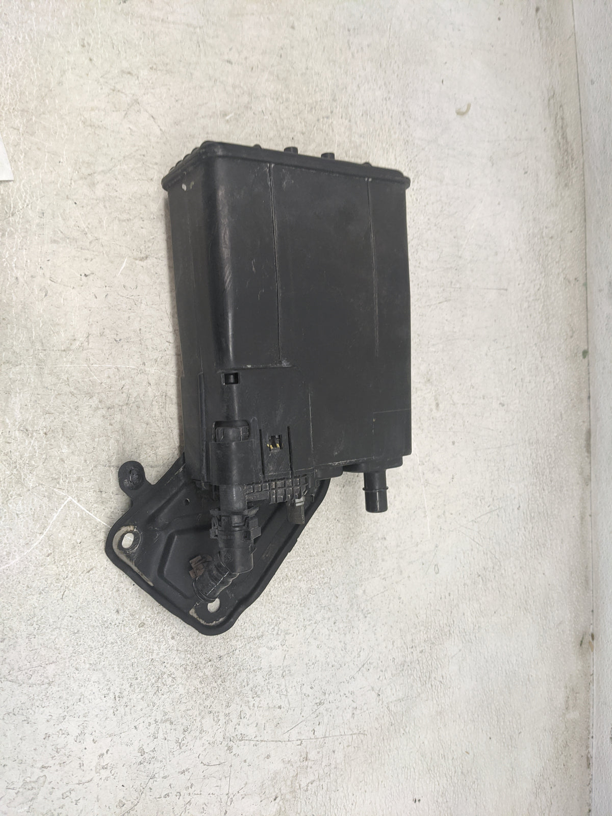 2017 Toyota Corolla Fuel Vapor Charcoal Canister - Oemusedautoparts1.com