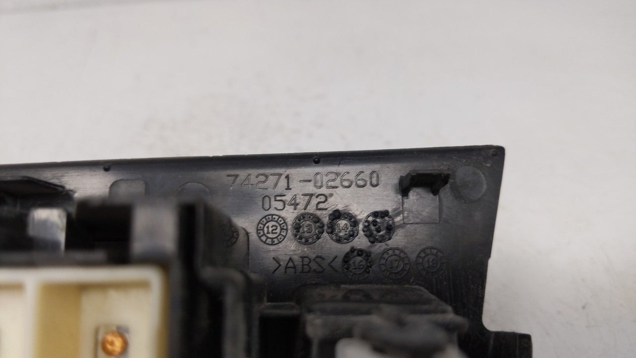 2017 Toyota Corolla Passenger Right Rear Power Window Switch 74271-02660 - Oemusedautoparts1.com