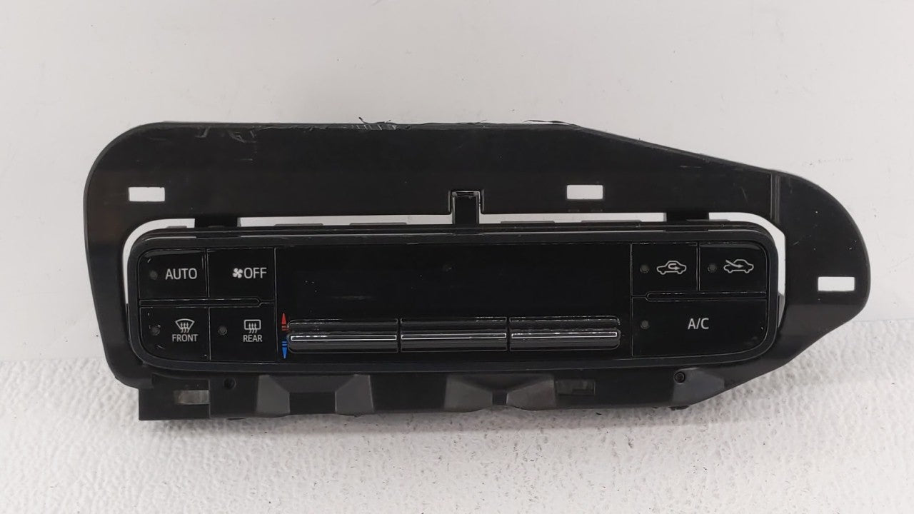 2017-2019 Toyota Corolla Climate Control Module Temperature AC/Heater Replacement P/N:55900-02A30 55468-02060 Fits OEM Used 