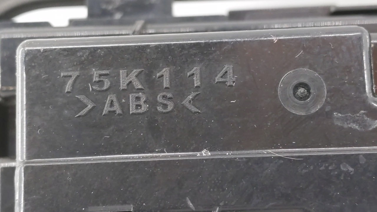 2017-2019 Toyota Corolla Climate Control Module Temperature AC/Heater Replacement P/N:55900-02A30 55468-02060 Fits OEM Used 