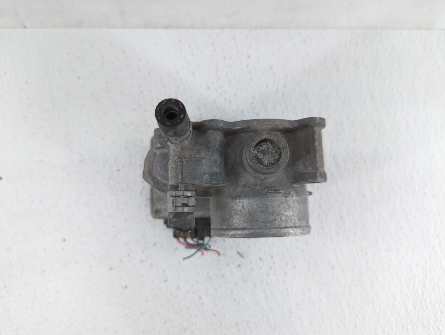 2011-2018 Toyota Corolla Throttle Body P/N:22030-0T080 Fits Fits 2011 2012 2013 2014 2015 2016 2017 2018 OEM Used Auto Parts