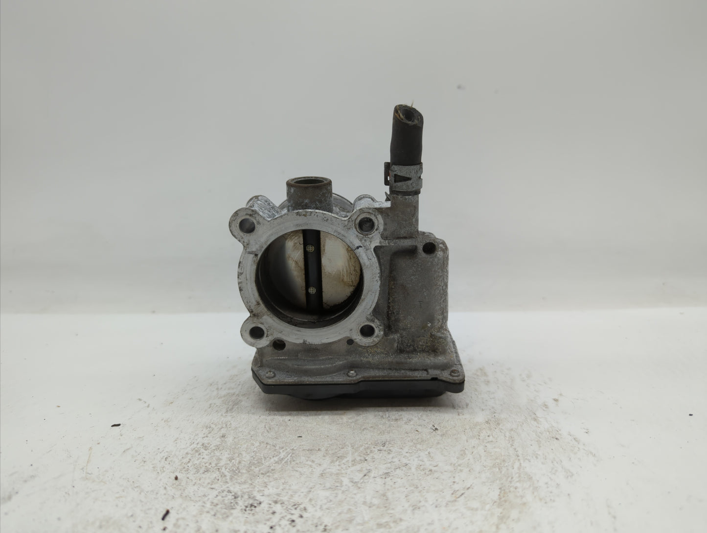 2011-2018 Toyota Corolla Throttle Body P/N:22030-0T080 Fits Fits 2011 2012 2013 2014 2015 2016 2017 2018 OEM Used Auto Parts