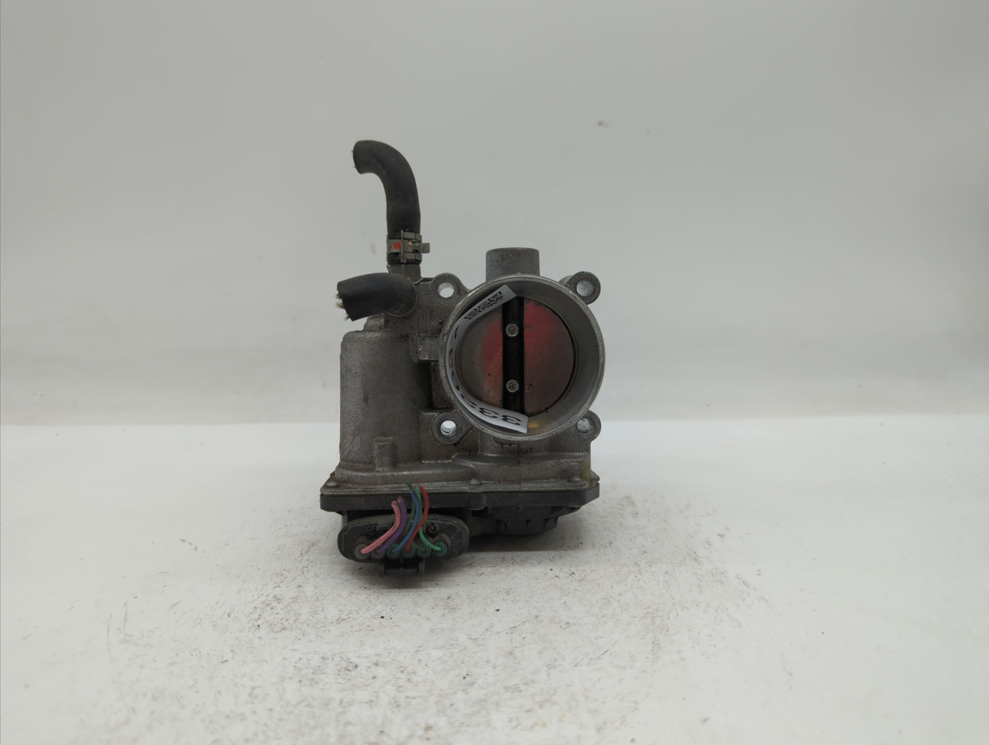 2011-2018 Toyota Corolla Throttle Body P/N:22030-0T080 Fits Fits 2011 2012 2013 2014 2015 2016 2017 2018 OEM Used Auto Parts