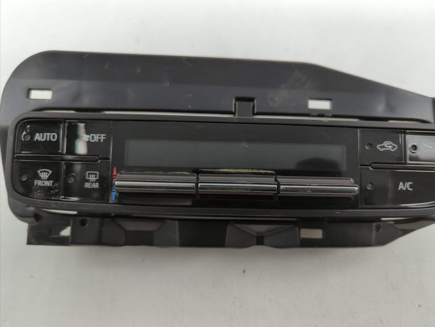 2017-2019 Toyota Corolla Climate Control Module Temperature AC/Heater Replacement P/N:55468-02060 75K114 Fits Fits 2017 2018