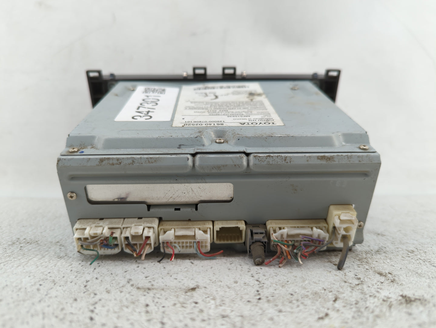 2017-2018 Toyota Corolla Am Fm Cd Player Radio Receiver - Oemusedautoparts1.com