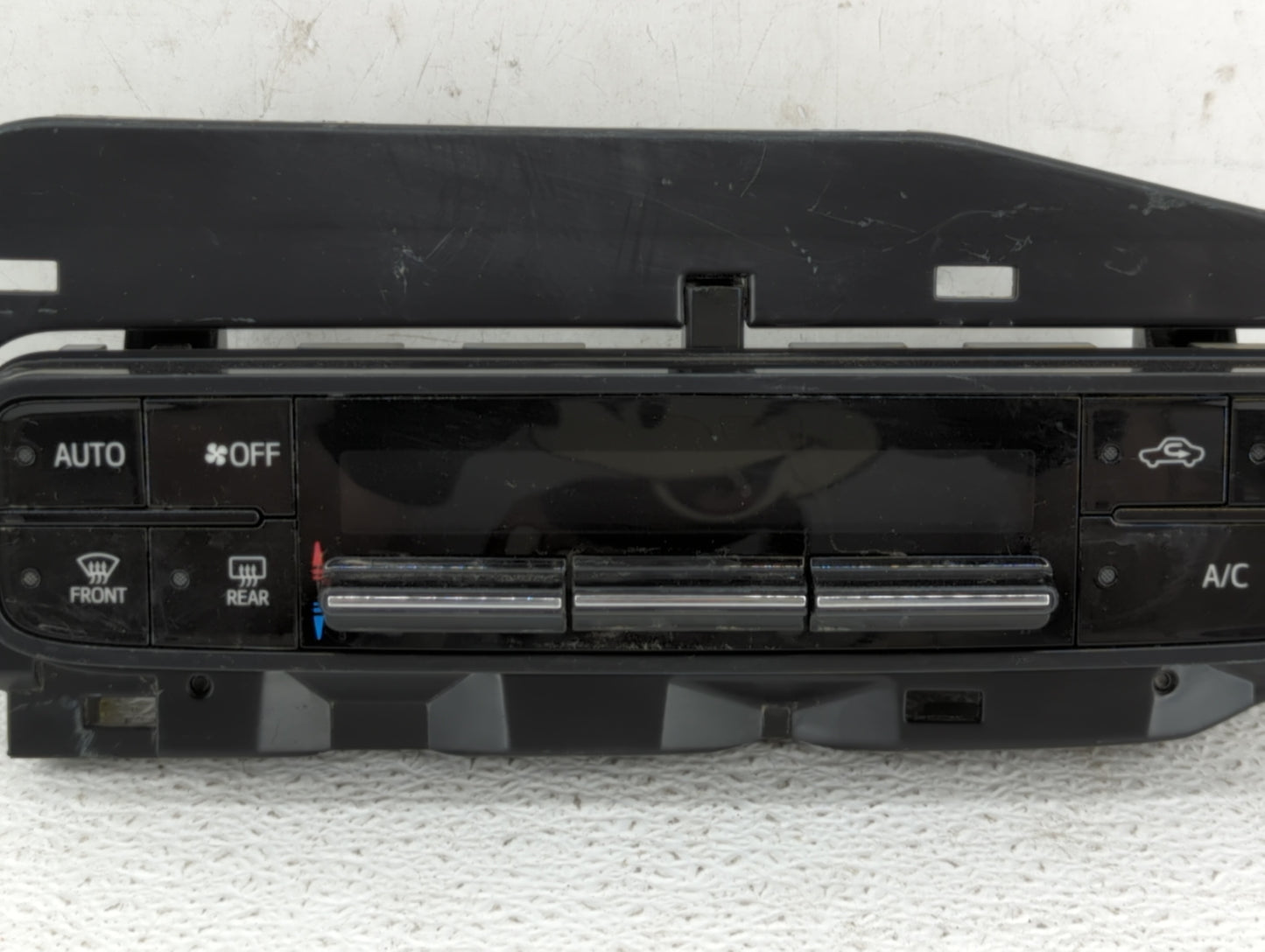 2017-2019 Toyota Corolla Climate Control Module Temperature AC/Heater Replacement P/N:06964 55900-02A30 Fits Fits 2017 2018 