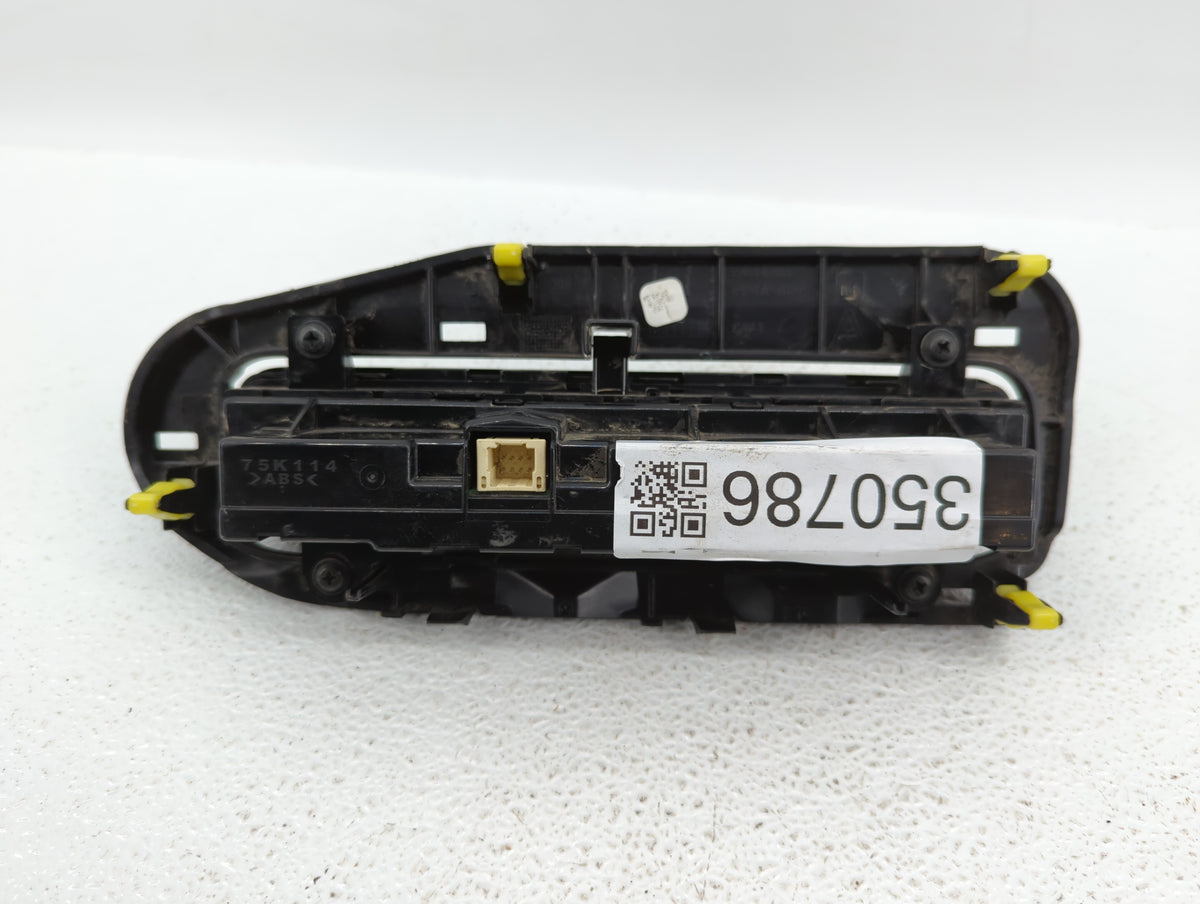 2017-2019 Toyota Corolla Climate Control Module Temperature AC/Heater Replacement P/N:06964 55900-02A30 Fits Fits 2017 2018 