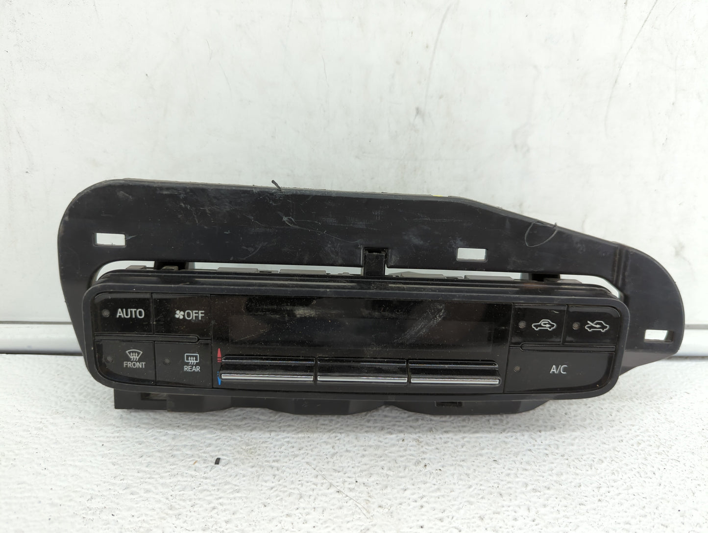 2017-2019 Toyota Corolla Climate Control Module Temperature AC/Heater Replacement P/N:06964 55900-02A30 Fits Fits 2017 2018 