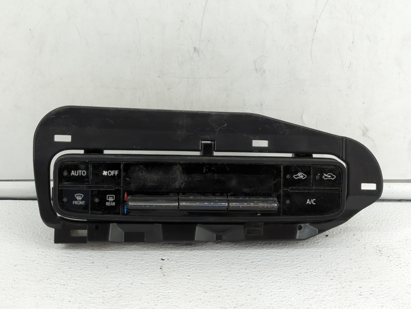 2017-2019 Toyota Corolla Climate Control Module Temperature AC/Heater Replacement P/N:06964 55900-02A30 Fits Fits 2017 2018 