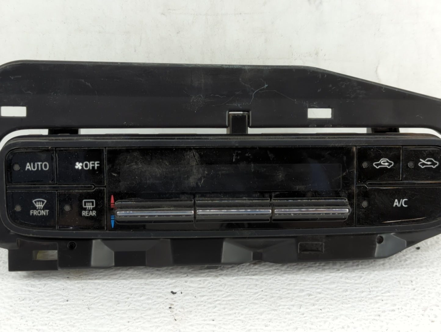 2017-2019 Toyota Corolla Climate Control Module Temperature AC/Heater Replacement P/N:06964 55900-02A30 Fits Fits 2017 2018 