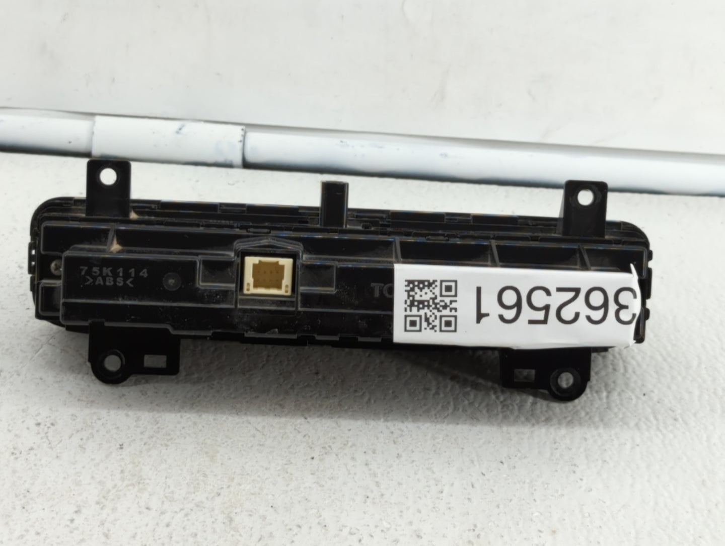 2017-2019 Toyota Corolla Climate Control Module Temperature AC/Heater Replacement P/N:06964 55900-02A30 Fits Fits 2017 2018 