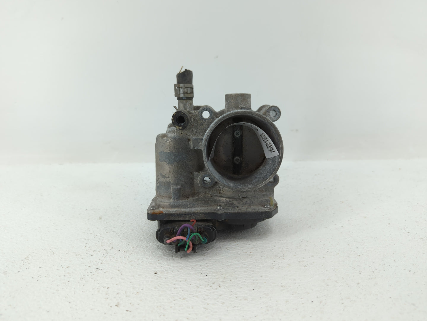 2011-2018 Toyota Corolla Throttle Body P/N:22030-0T080 Fits Fits 2011 2012 2013 2014 2015 2016 2017 2018 OEM Used Auto Parts