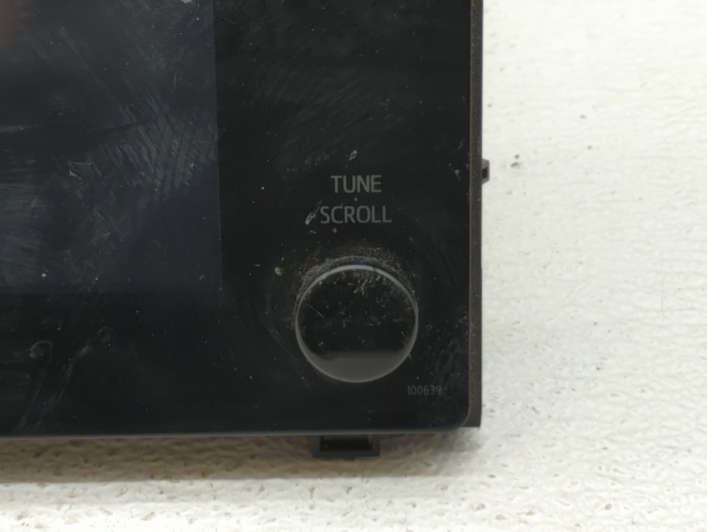 2017-2018 Toyota Corolla Radio AM FM Cd Player Receiver Replacement P/N:86140-02521 86140-02520 Fits Fits 2017 2018 OEM Used