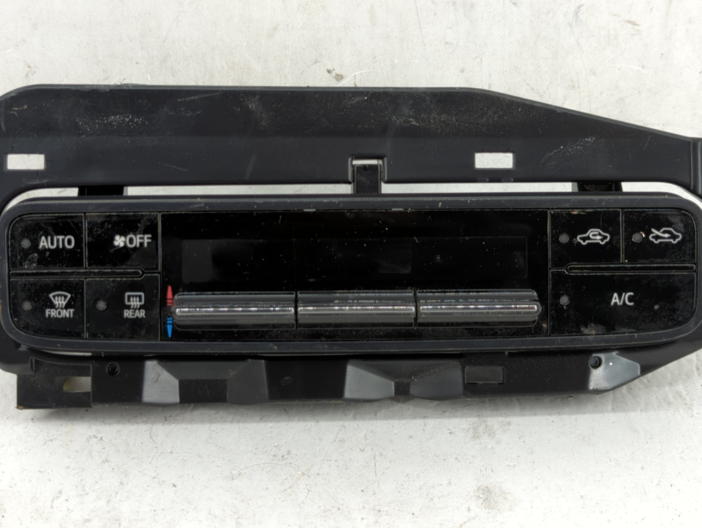 2017-2019 Toyota Corolla Climate Control Module Temperature AC/Heater Replacement P/N:06964 55900-02A30 Fits Fits 2017 2018 