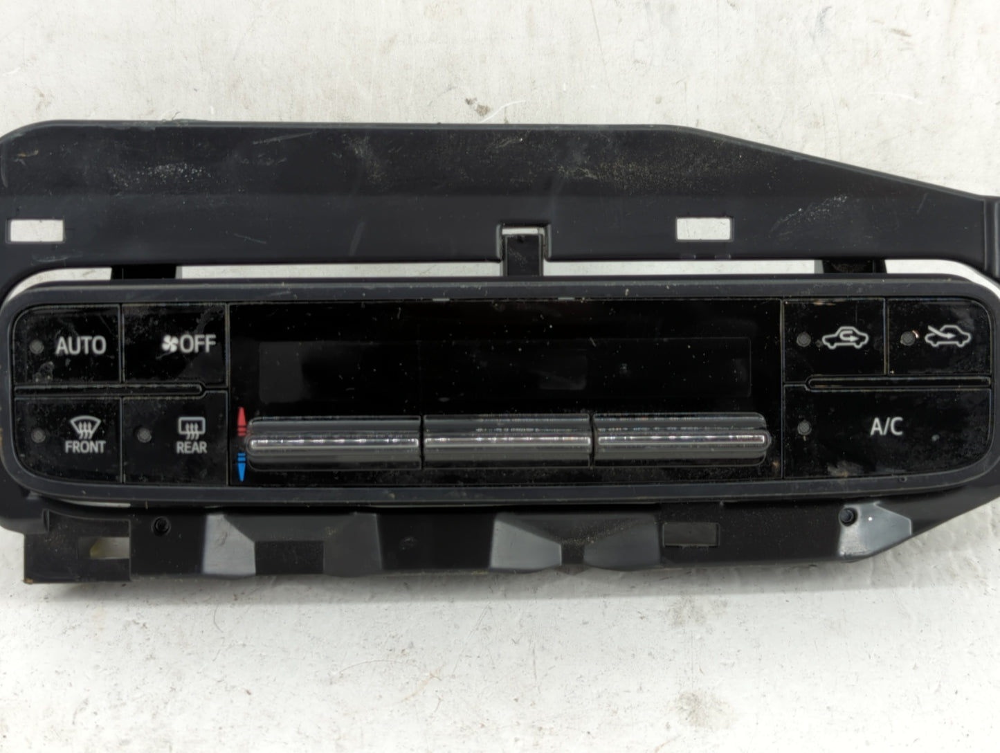 2017-2019 Toyota Corolla Climate Control Module Temperature AC/Heater Replacement P/N:06964 55900-02A30 Fits Fits 2017 2018 