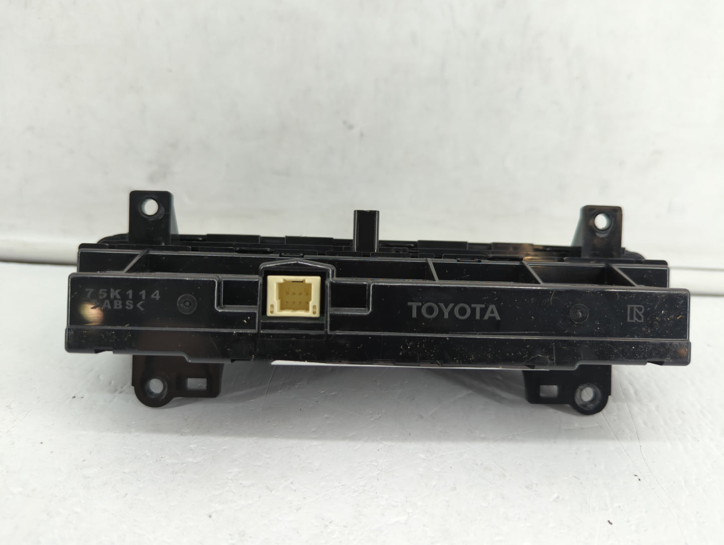 2017-2019 Toyota Corolla Climate Control Module Temperature AC/Heater Replacement P/N:06964 55900-02A30 Fits Fits 2017 2018 