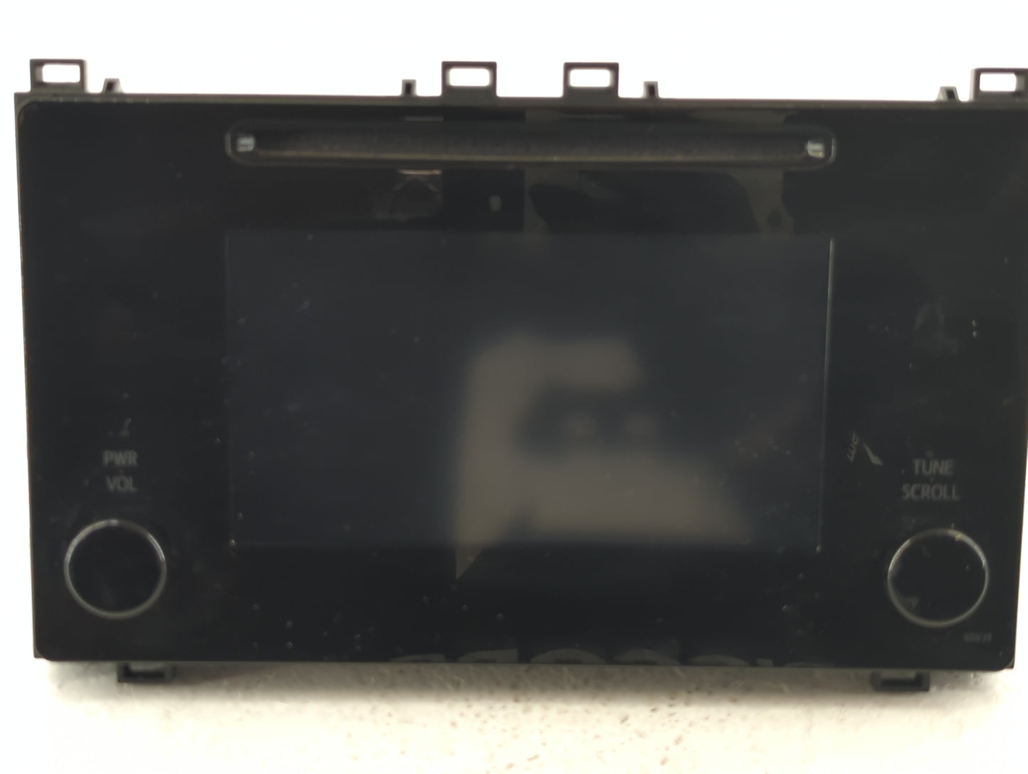 2017-2019 Toyota Corolla Am Fm Cd Player Radio Receiver - Oemusedautoparts1.com