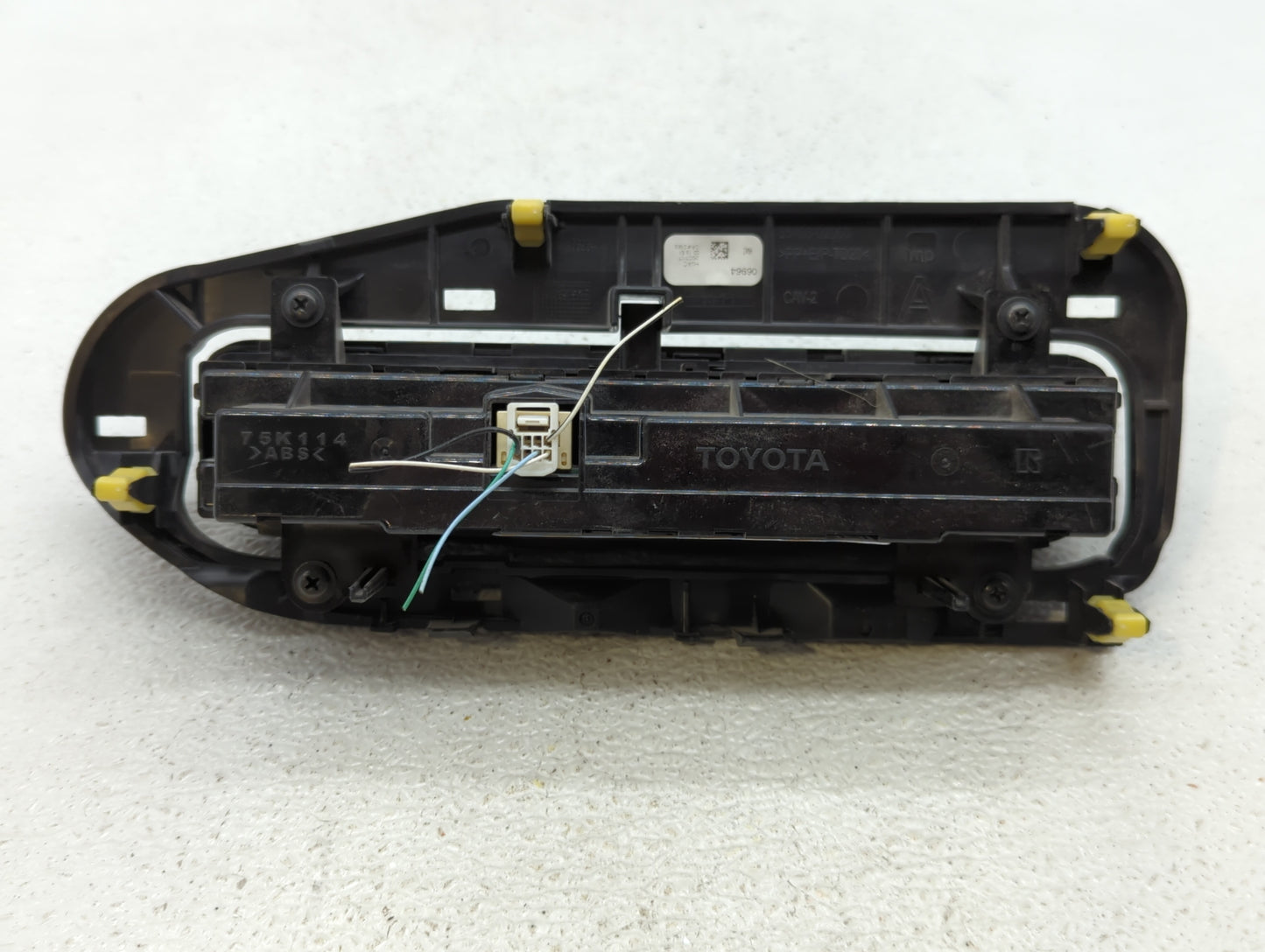 2014-2019 Toyota Corolla Climate Control Module Temperature AC/Heater Replacement P/N:55468-02060 Fits OEM Used Auto Parts -