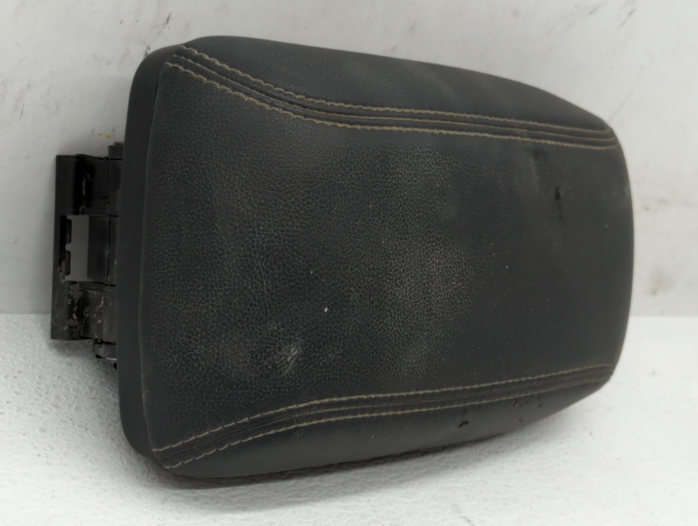 2017 Toyota Corolla Center Console Armrest Cover Lid - Oemusedautoparts1.com