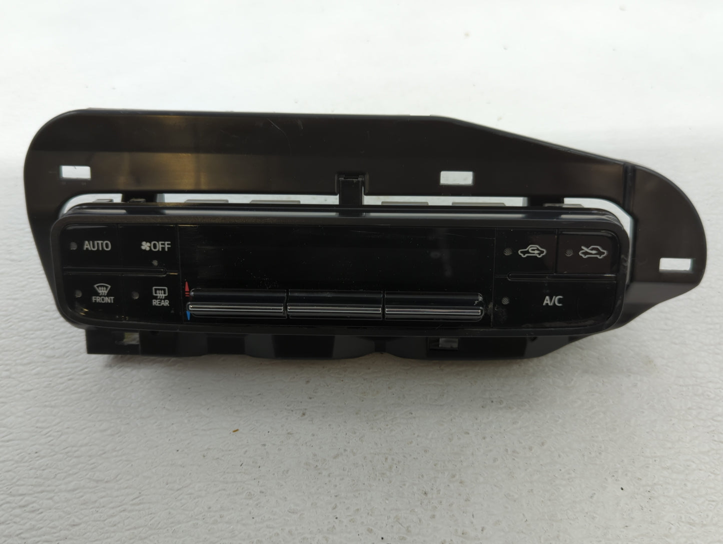 2017-2019 Toyota Corolla Climate Control Module Temperature AC/Heater Replacement Fits Fits 2017 2018 2019 OEM Used Auto Par