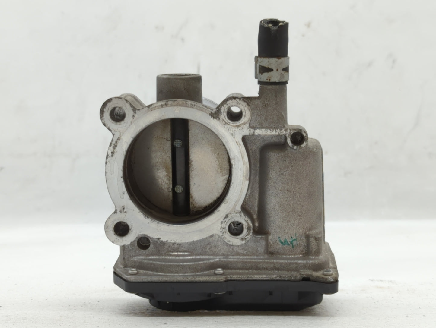 2011-2019 Toyota Corolla Throttle Body P/N:22030-0T080 Fits Fits 2011 2012 2013 2014 2015 2016 2017 2018 2019 OEM Used Auto 