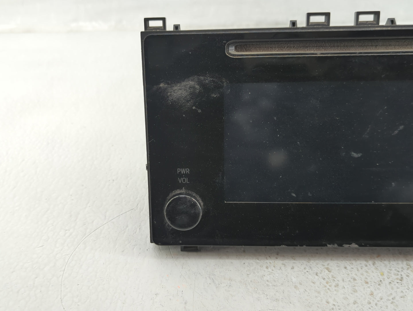 2017-2019 Toyota Corolla Am Fm Cd Player Radio Receiver - Oemusedautoparts1.com