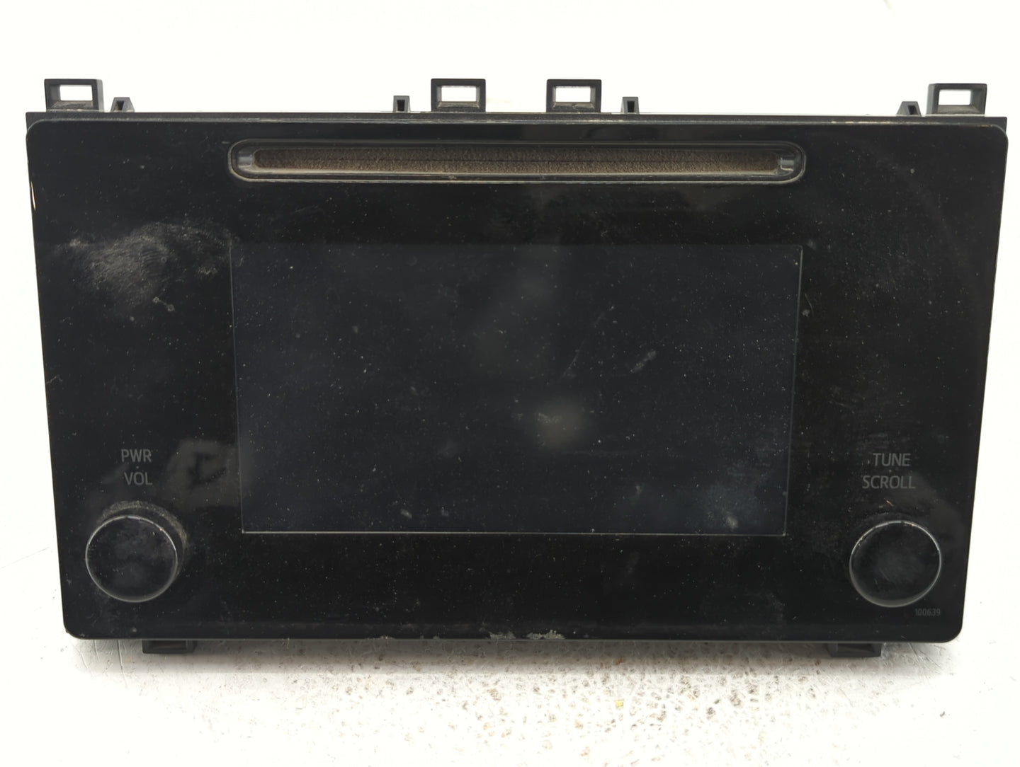 2017-2019 Toyota Corolla Am Fm Cd Player Radio Receiver - Oemusedautoparts1.com