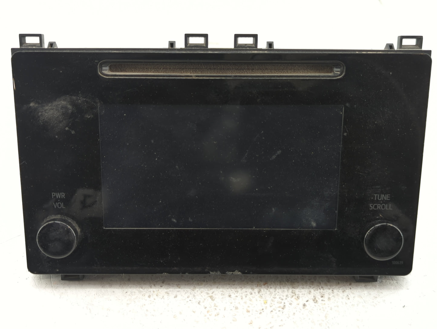 2017-2019 Toyota Corolla Am Fm Cd Player Radio Receiver - Oemusedautoparts1.com