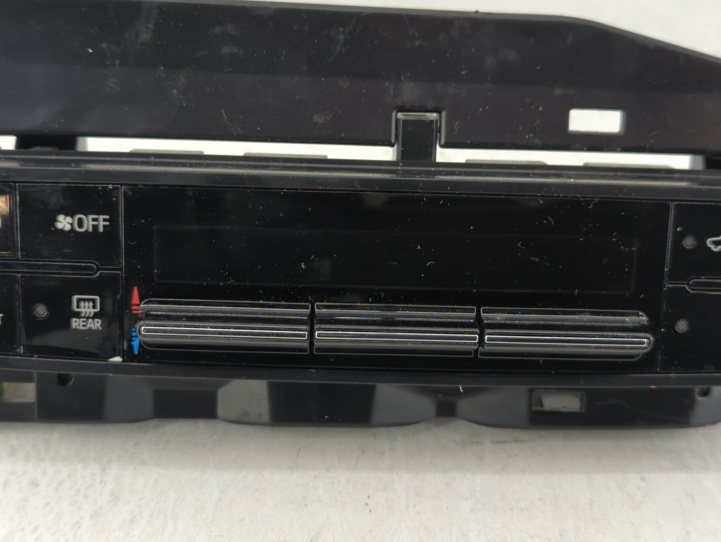 2017-2019 Toyota Corolla Climate Control Module Temperature AC/Heater Replacement P/N:55468-02060 Fits Fits 2017 2018 2019 O