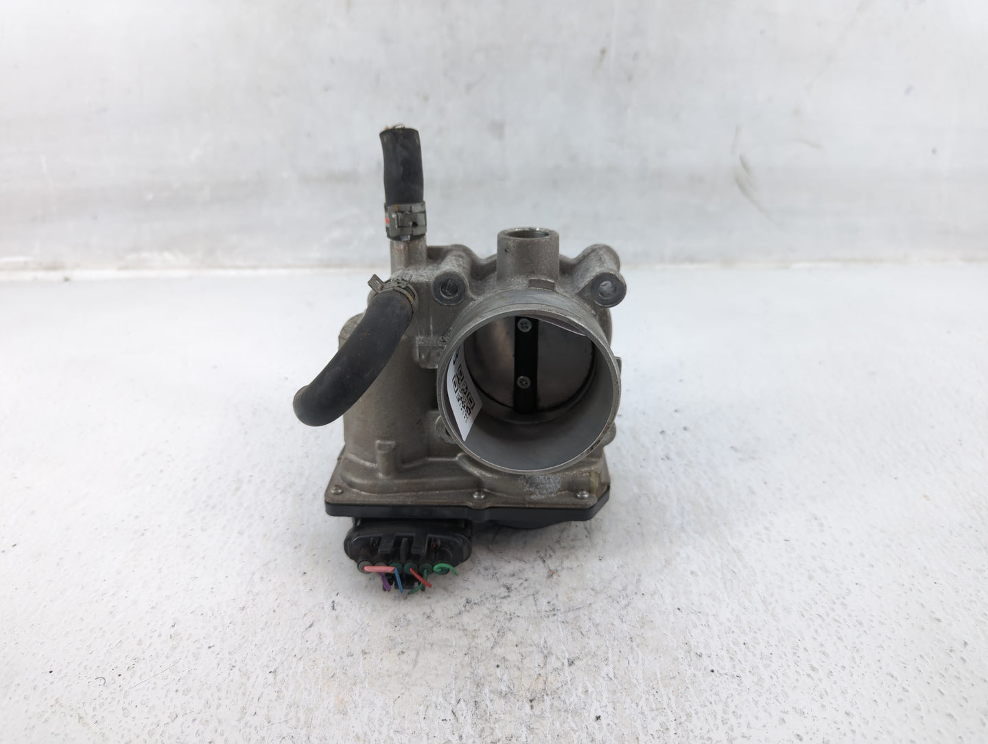 2011-2019 Toyota Corolla Throttle Body P/N:22030-0T080 Fits Fits 2011 2012 2013 2014 2015 2016 2017 2018 2019 OEM Used Auto 