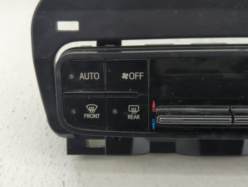 2017-2019 Toyota Corolla Climate Control Module Temperature AC/Heater Replacement P/N:55468-02060 Fits Fits 2017 2018 2019 OEM Used Auto Parts