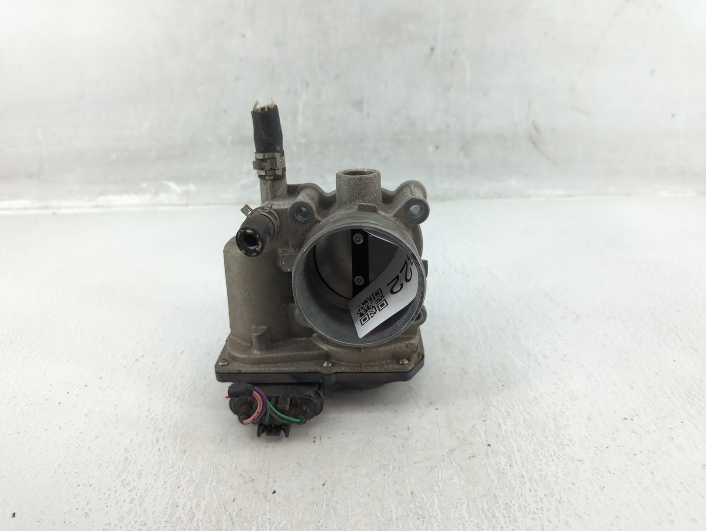 2011-2019 Toyota Corolla Throttle Body P/N:22030-0T080 Fits Fits 2011 2012 2013 2014 2015 2016 2017 2018 2019 OEM Used Auto 