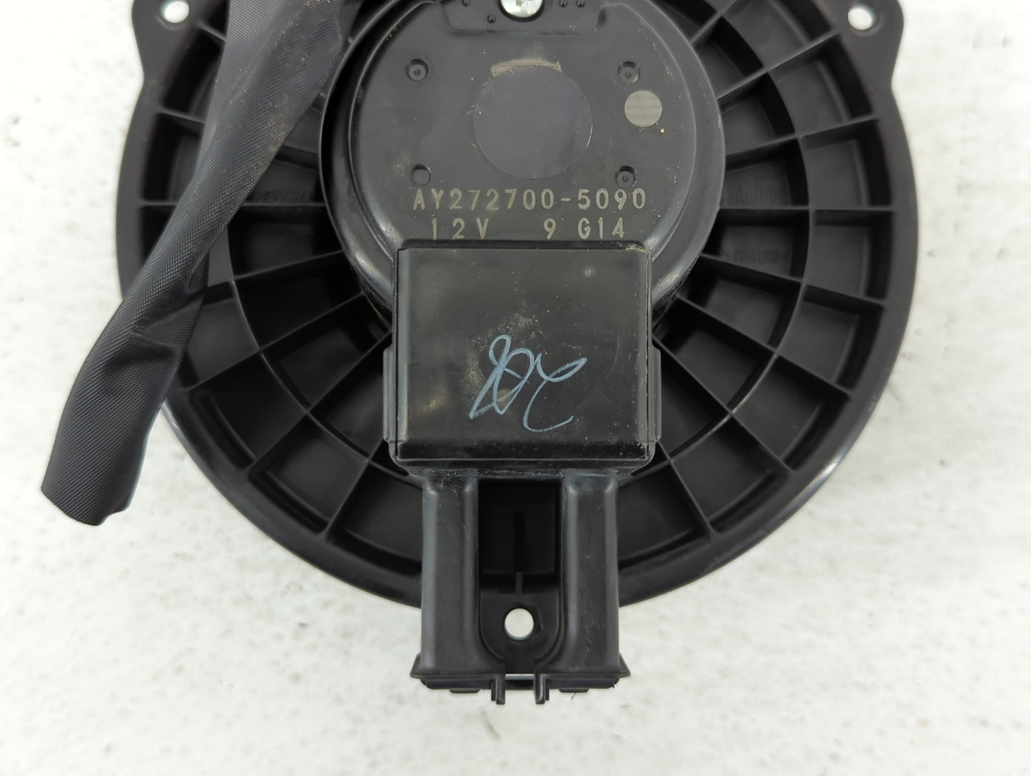 2009-2019 Toyota Corolla Heater AC Blower Motor P/N:AY272700 AY272700-5090 Fits OEM Used Auto Parts - Oemusedautoparts1.com