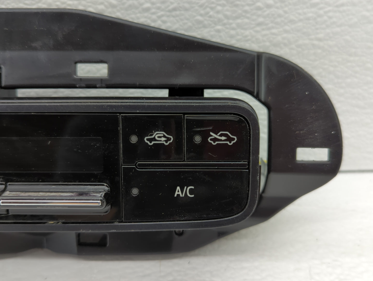 2017-2019 Toyota Corolla Climate Control Module Temperature AC/Heater Replacement P/N:55468-02060 Fits Fits 2017 2018 2019 O