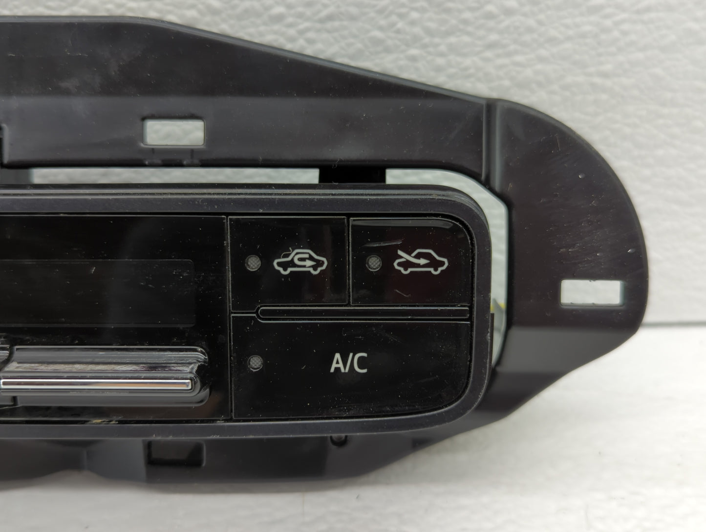 2017-2019 Toyota Corolla Climate Control Module Temperature AC/Heater Replacement P/N:55468-02060 Fits Fits 2017 2018 2019 O