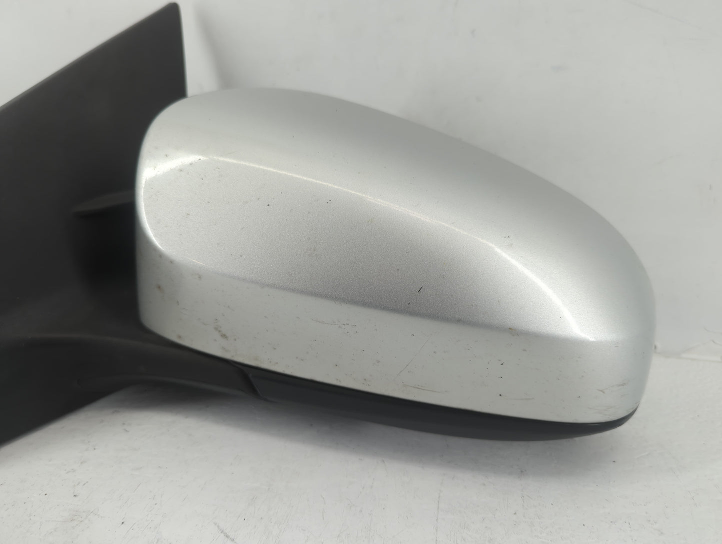 2014-2019 Toyota Corolla Driver Side View Mirror - Left Door Mirror OEM Used - Oemusedautoparts1.com