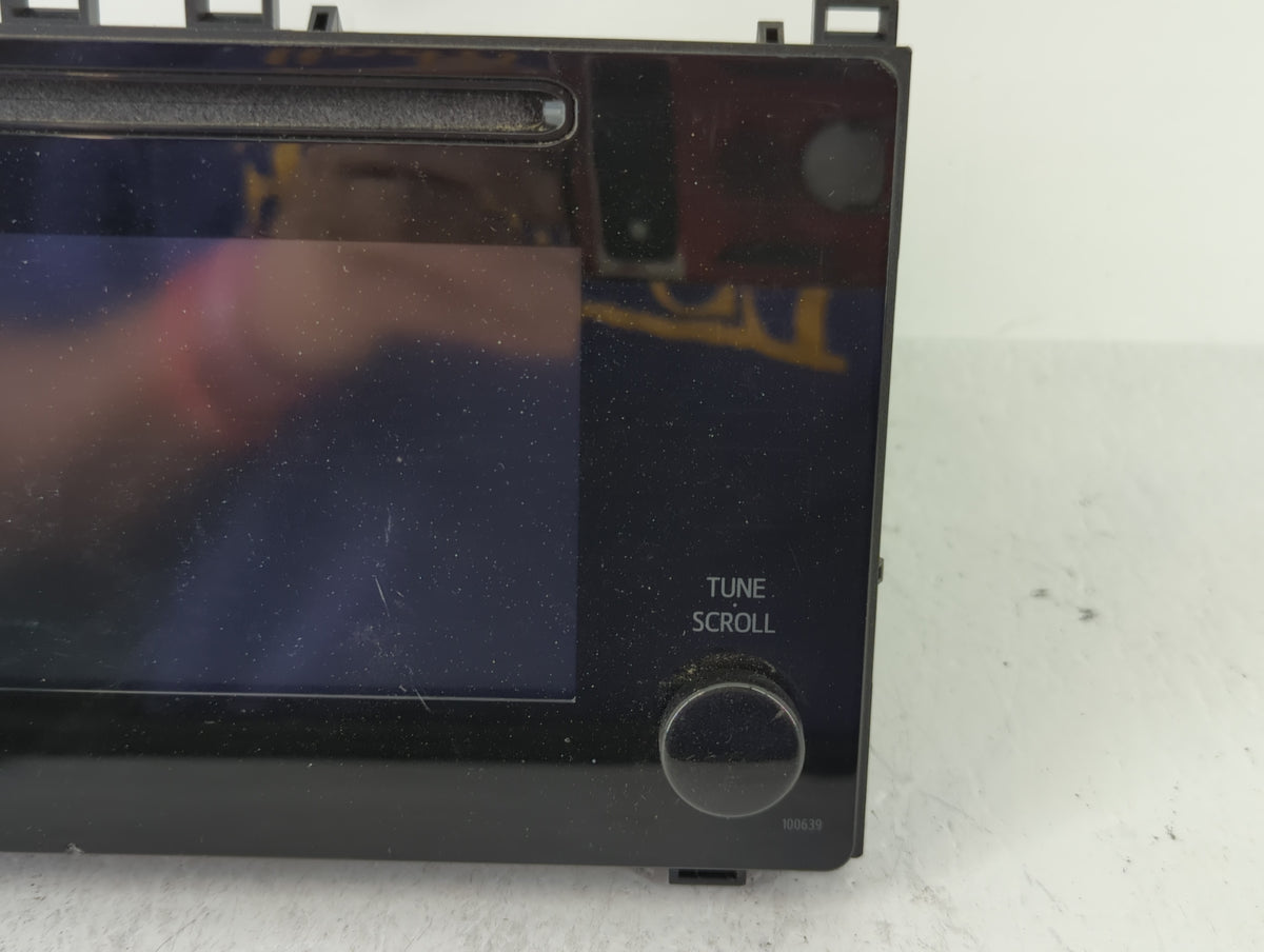 2017-2019 Toyota Corolla Am Fm Cd Player Radio Receiver 642183 - Oemusedautoparts1.com