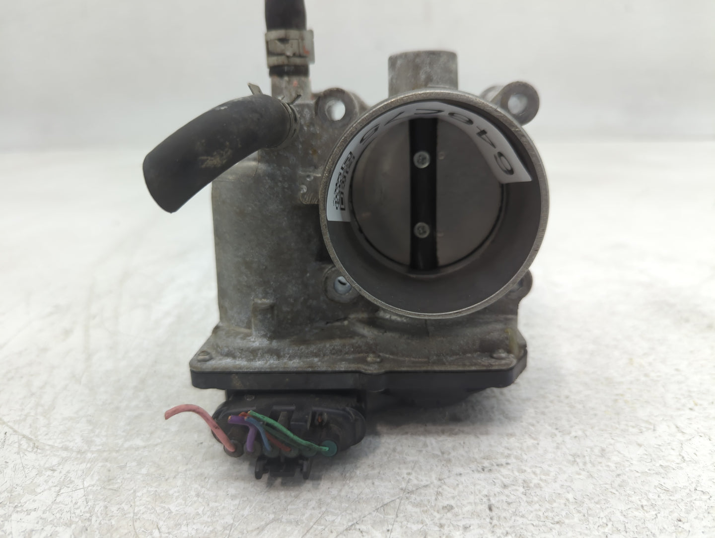 2011-2019 Toyota Corolla Throttle Body P/N:22030-0T080 Fits Fits 2011 2012 2013 2014 2015 2016 2017 2018 2019 OEM Used Auto 