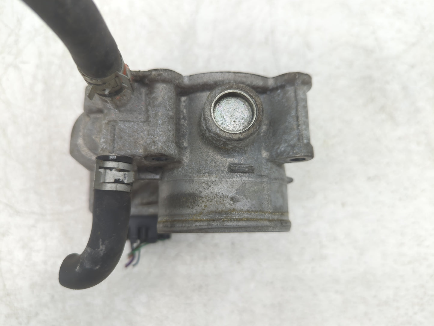 2011-2019 Toyota Corolla Throttle Body P/N:22030-0T080 Fits Fits 2011 2012 2013 2014 2015 2016 2017 2018 2019 OEM Used Auto 