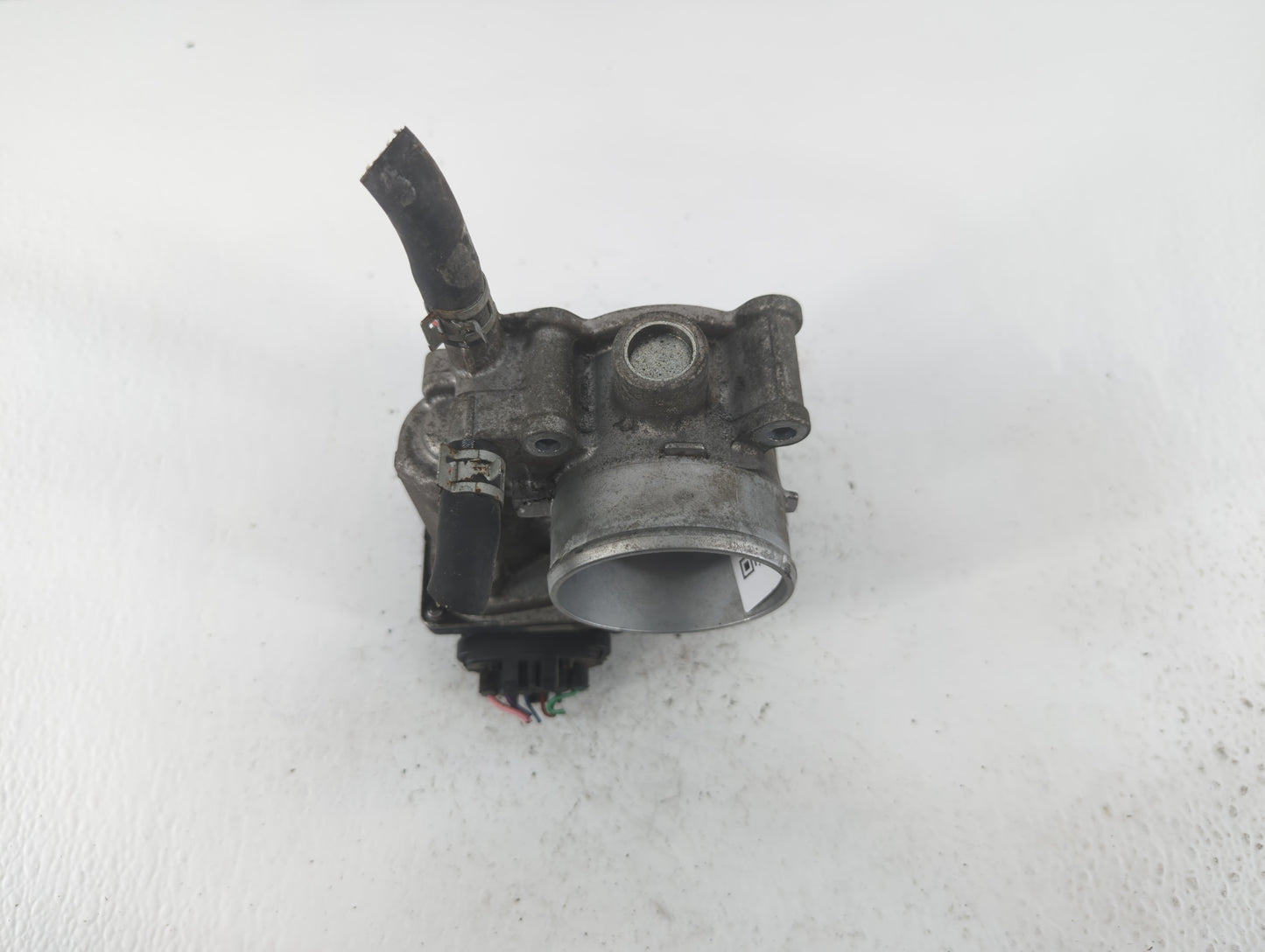 2011-2019 Toyota Corolla Throttle Body P/N:22030-0T080 Fits Fits 2011 2012 2013 2014 2015 2016 2017 2018 2019 OEM Used Auto 