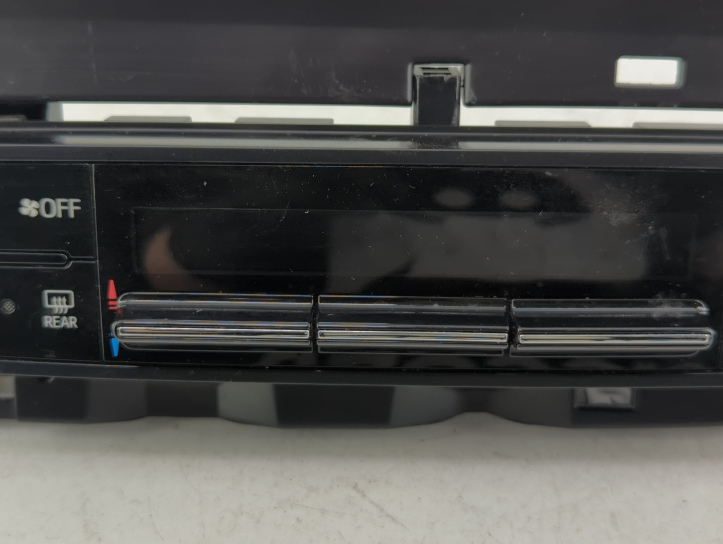 2017-2019 Toyota Corolla Climate Control Module Temperature AC/Heater Replacement P/N:75K114 Fits Fits 2017 2018 2019 OEM Us