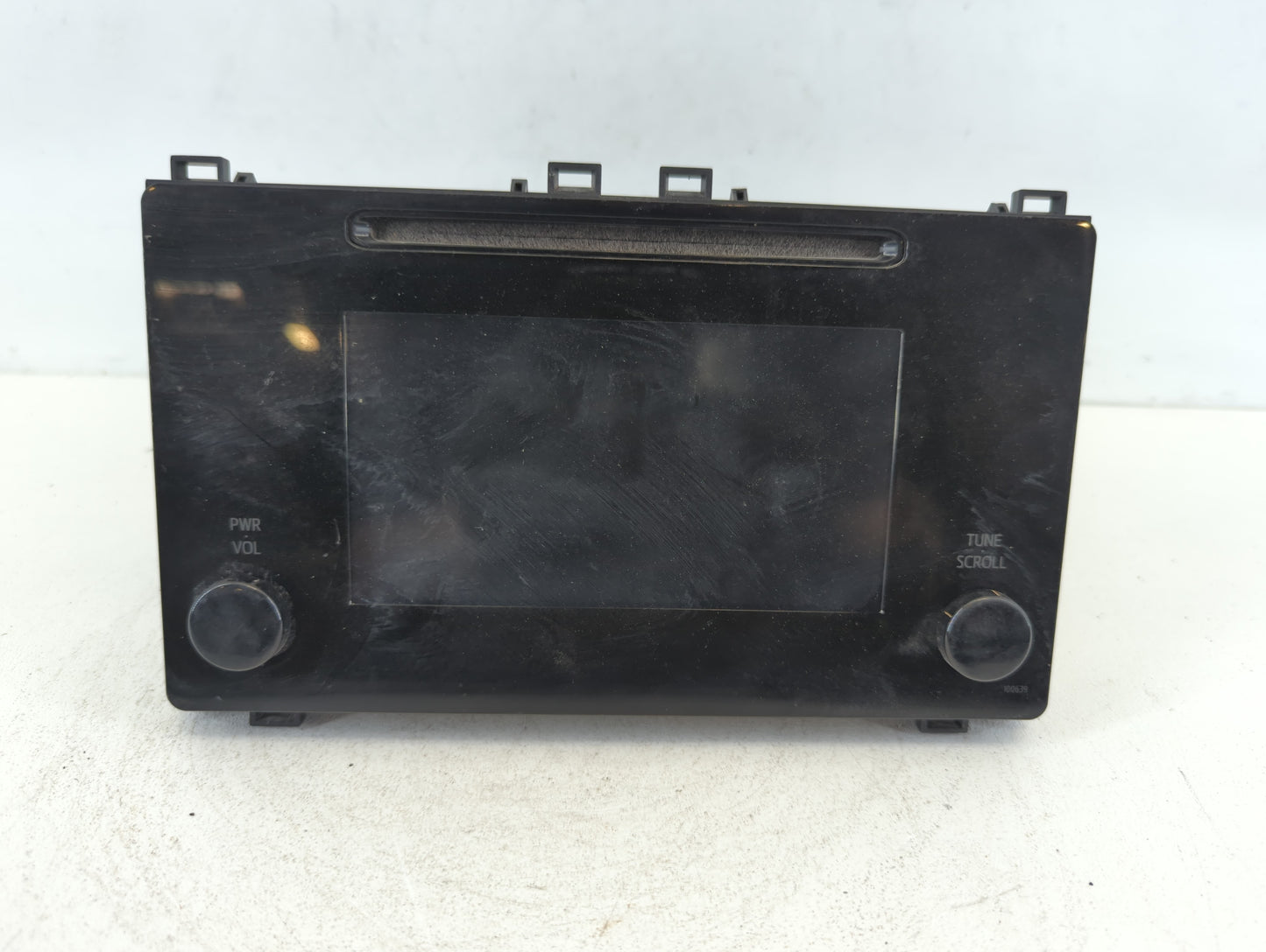 2017-2019 Toyota Corolla Am Fm Cd Player Radio Receiver - Oemusedautoparts1.com