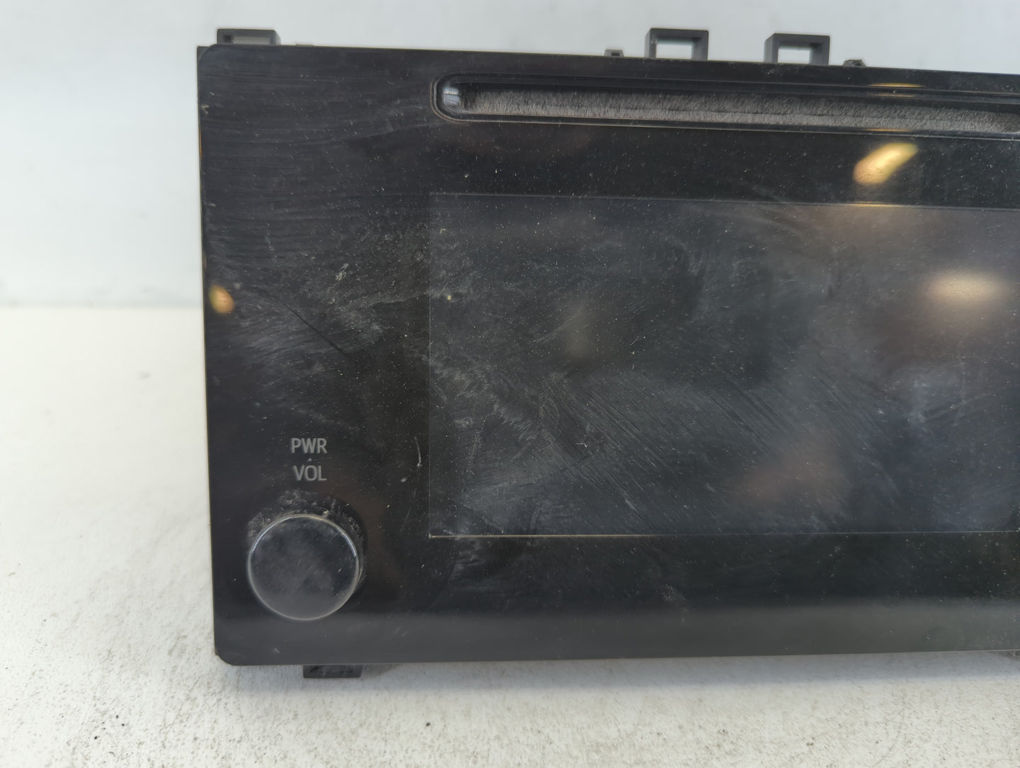 2017-2019 Toyota Corolla Am Fm Cd Player Radio Receiver - Oemusedautoparts1.com