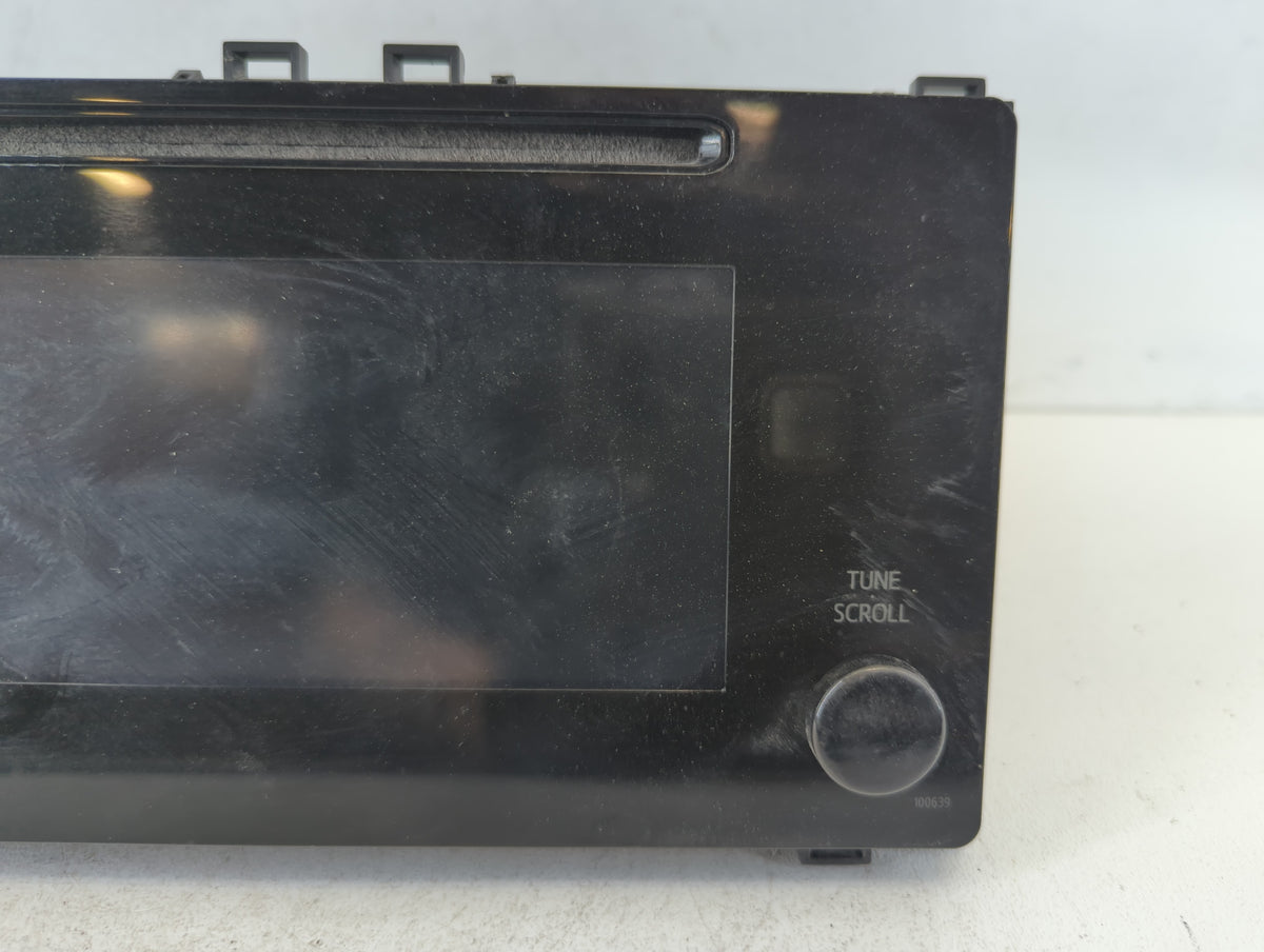 2017-2019 Toyota Corolla Am Fm Cd Player Radio Receiver 662967 - Oemusedautoparts1.com